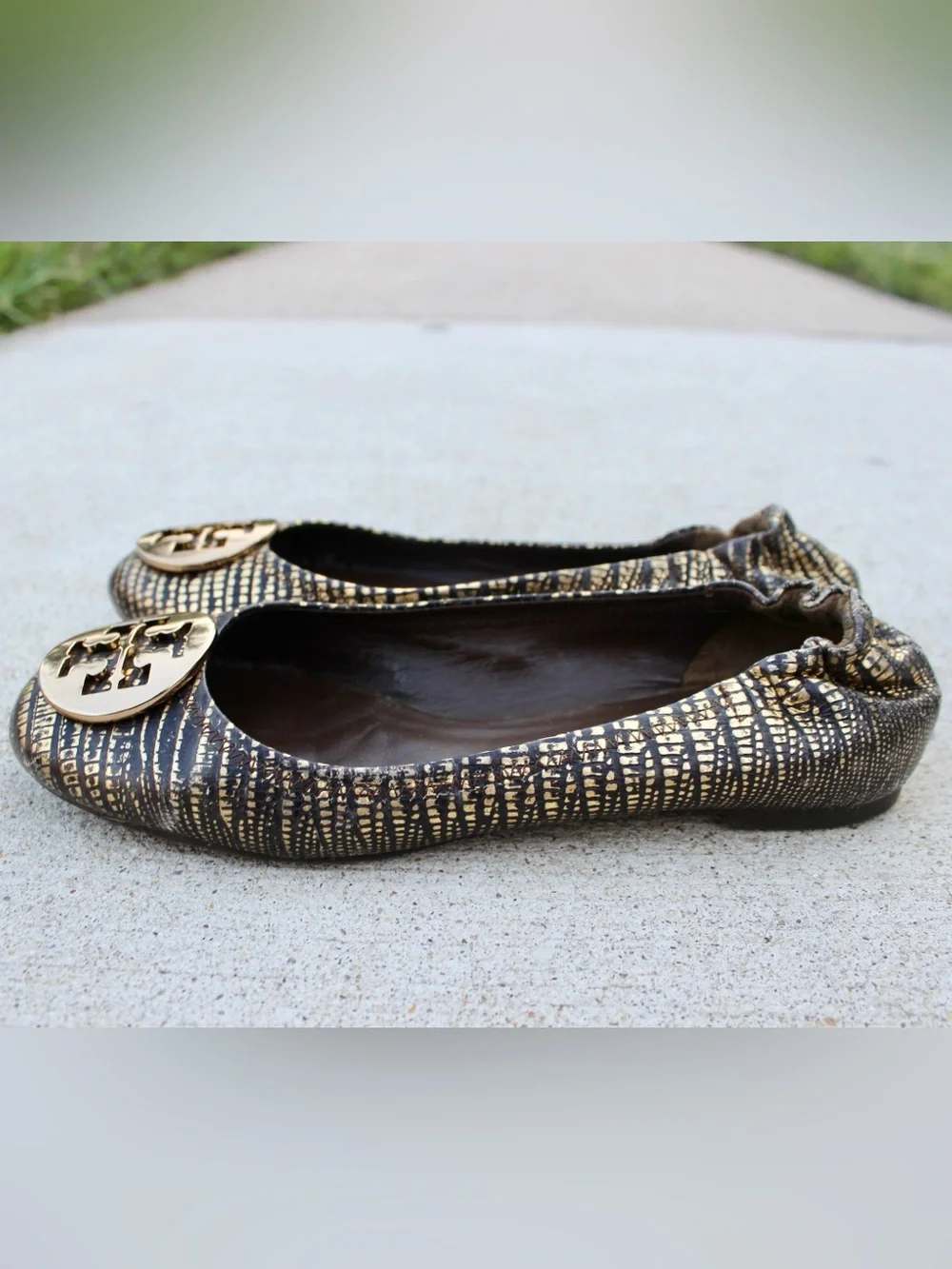 Tory Burch Black/Gold Reva Flats Sz (7.5 - 8)